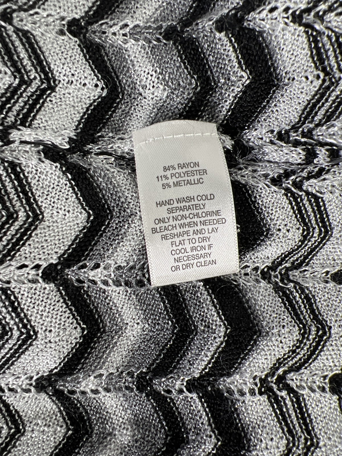 White House Black Market Women’s Black Silver Metallic Sleeveless Cardigan - L