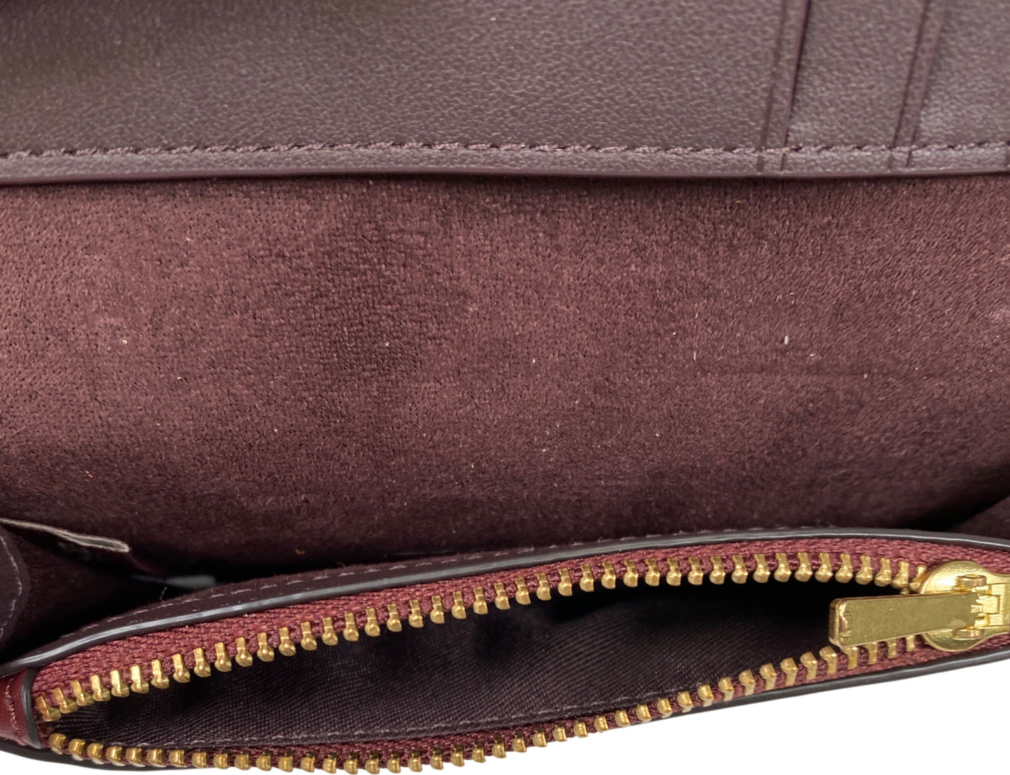 Coach Women’s Red Leather Essential Slim Card Case Wallet