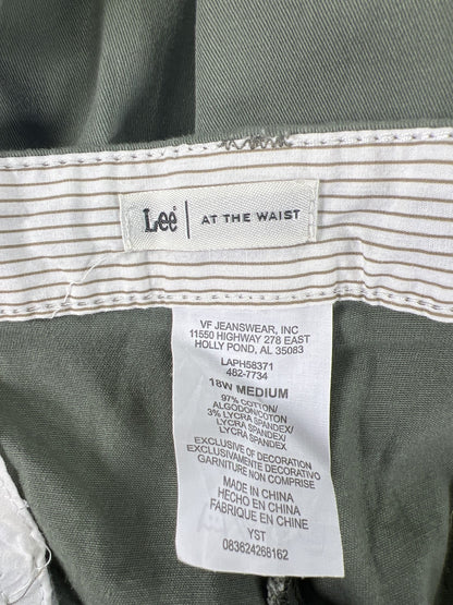 Lee Women’s Green Stretch At The Waist Capri Pants - 18W