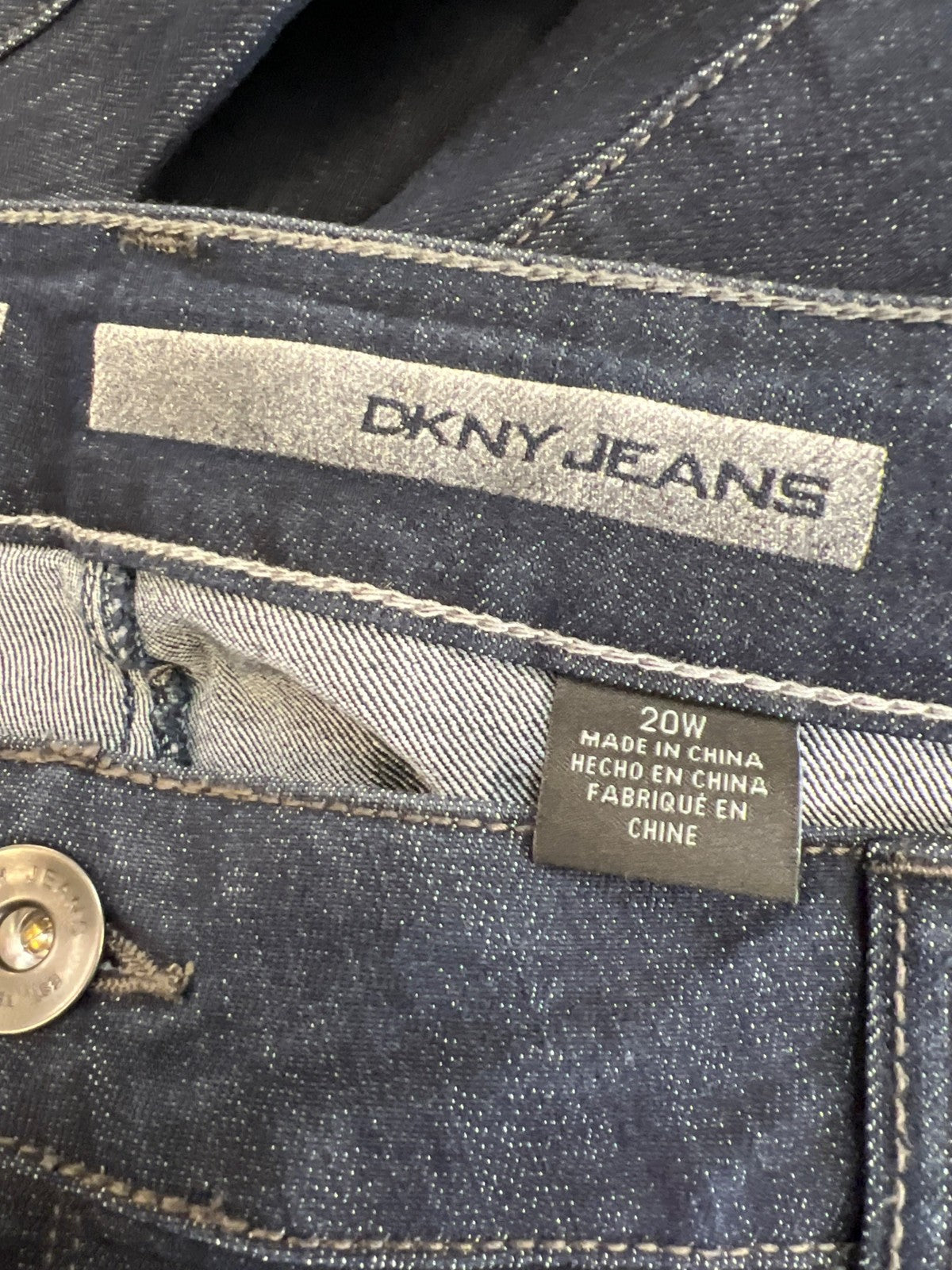 DKNY Women’s Dark Wash Soho Skinny Denim Jeans - 20 W