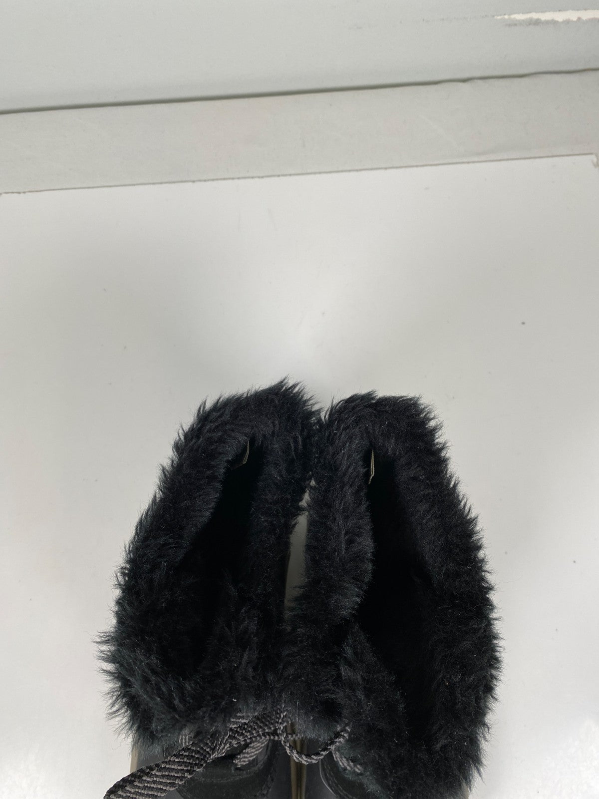 Baretraps Women’s Black Denyce Suede Winter Duck Boots - 7