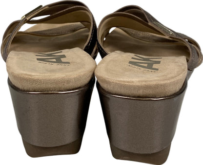 Anne Klein Women’s Bronze Metallic Peggy Wedge Sandals - 7