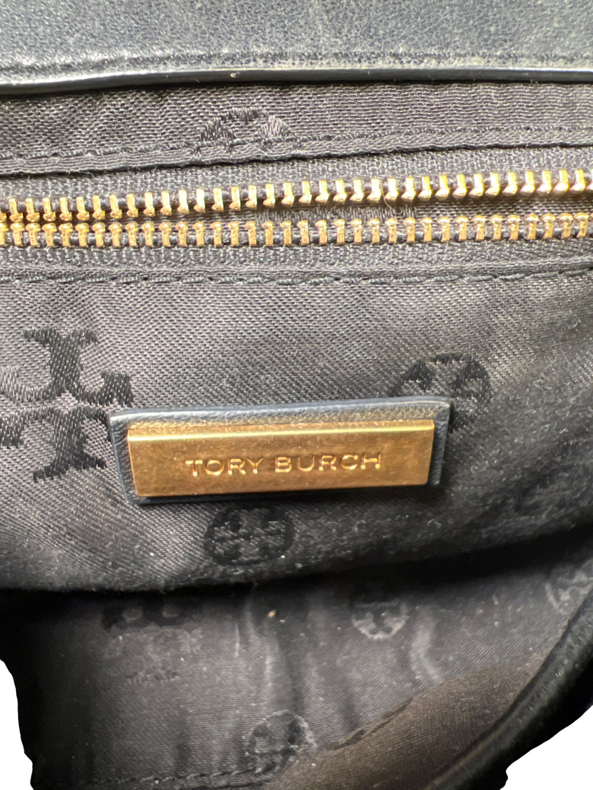 Tory Burch Women’s Black Leather Fleming Convertible Crossbody Purse