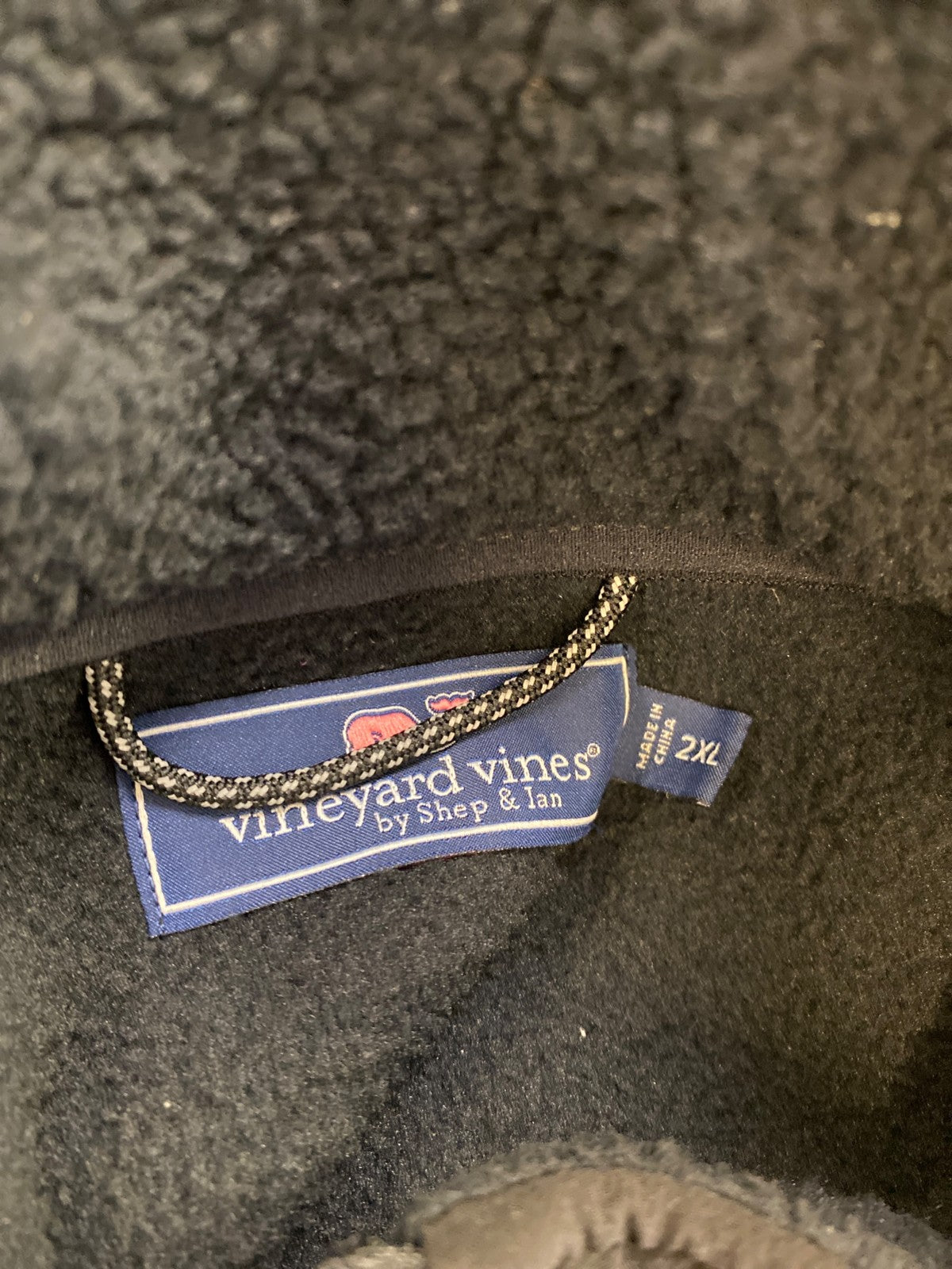 Vineyard Vines Men’s Gray/Black Colorblock 1/4 Zip Pullover Sherpa Jacket - 2XL