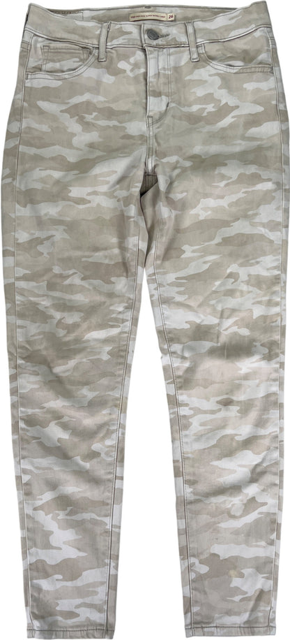 Levi’s Women’s Beige Camouflage High Rise Super Skinny Crop Jeans - 26