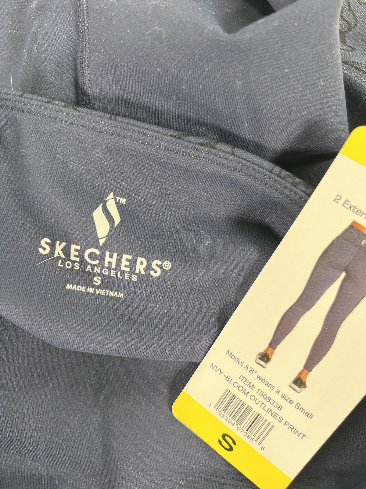 Skechers Women’s Navy Blue Floral Go Flex High Waisted Leggings - S