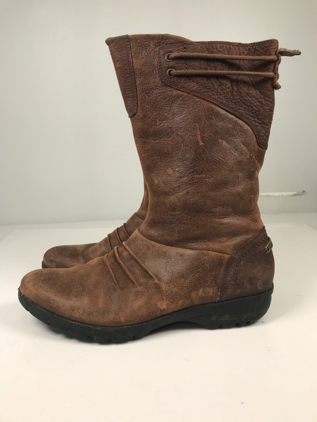 Merrell Women’s Brown Leather Vera Mid Mahogany Mid Calf Boots - 9