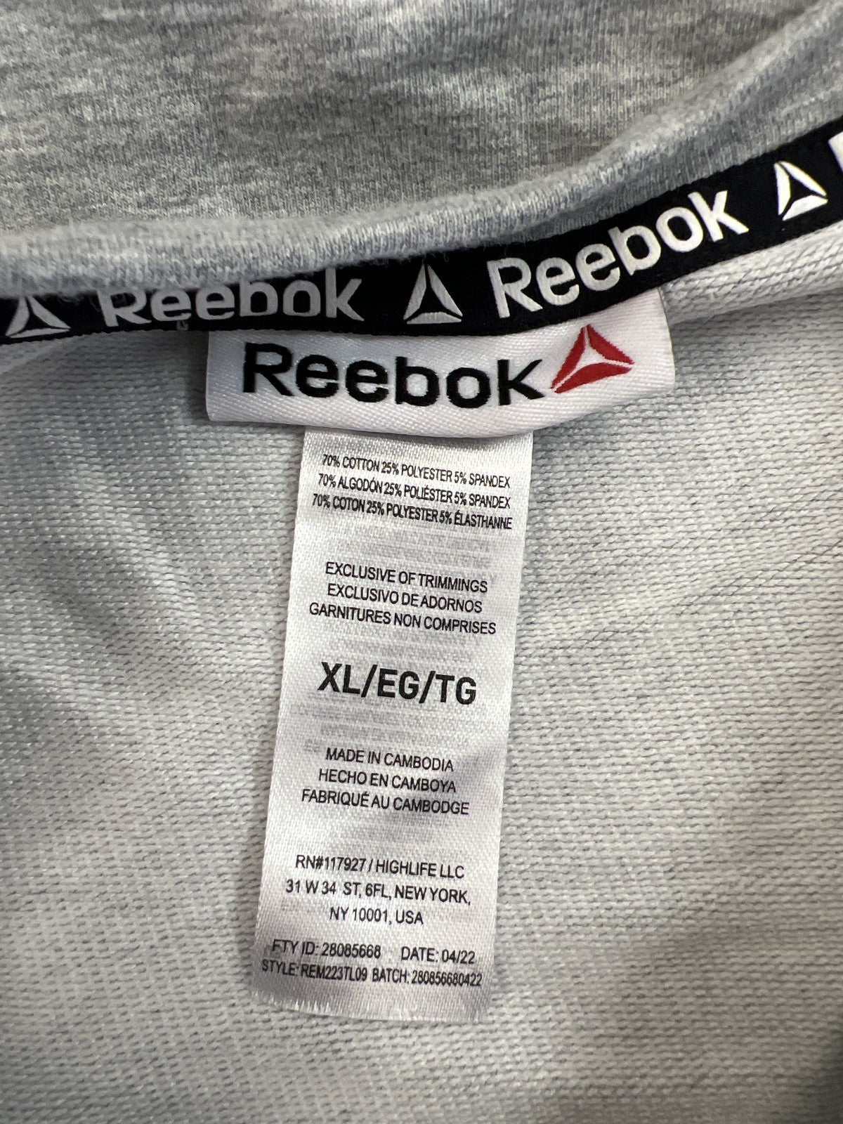Reebok Men’s Gray Long Sleeve Crewneck Sweatshirt - XL