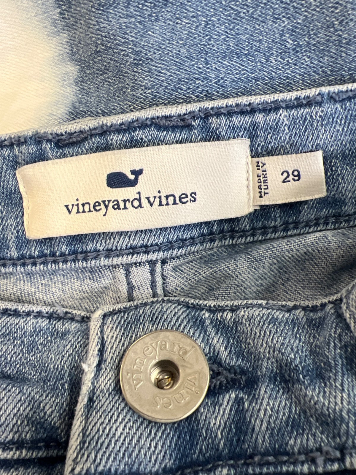 Vineyard Vines Women’s Light Wash/Ombre High Rise Straight Denim Jeans - 29