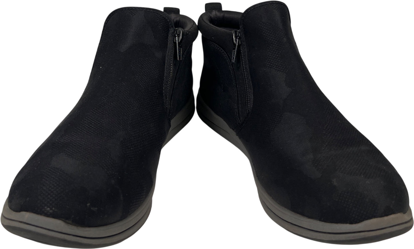 Clarks Cloudsteppers Women’s Black Camoflauge Breeze Clover Booties - 7