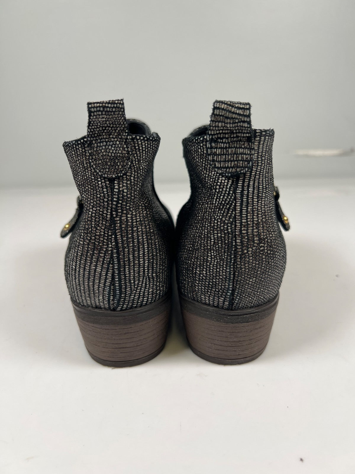 Eric Michael London Women’s Black Leather Lizard Ankle Booties - 38/US 7.5