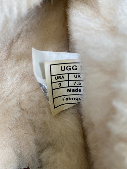 UGG Women’s Light Tan/Beige Dakota Shearling Lined Suede Slippers - 9