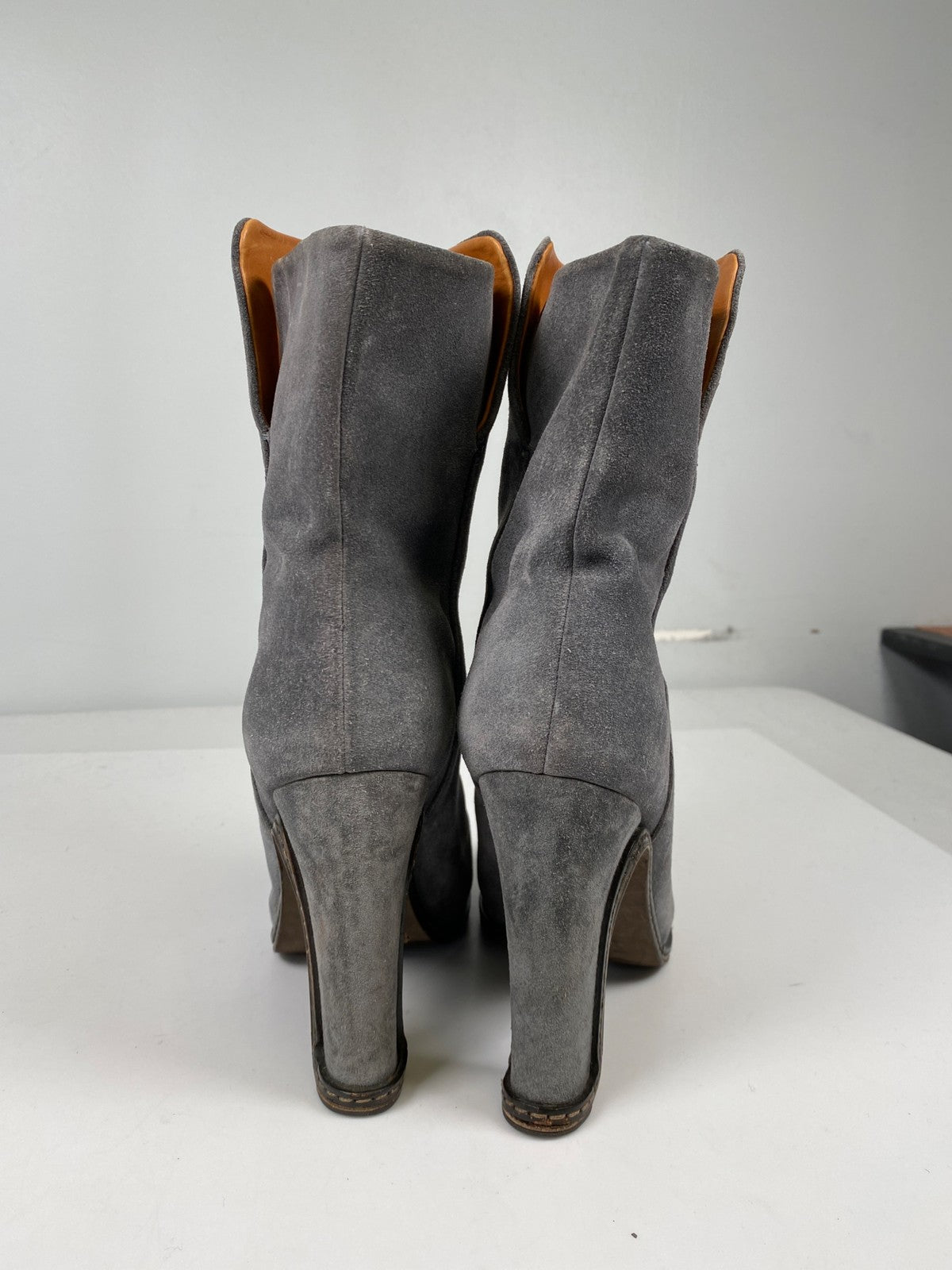Leifsdottir Women’s Gray Suede Heeled Mid Calf Fashion Boots - 38/US 7.5