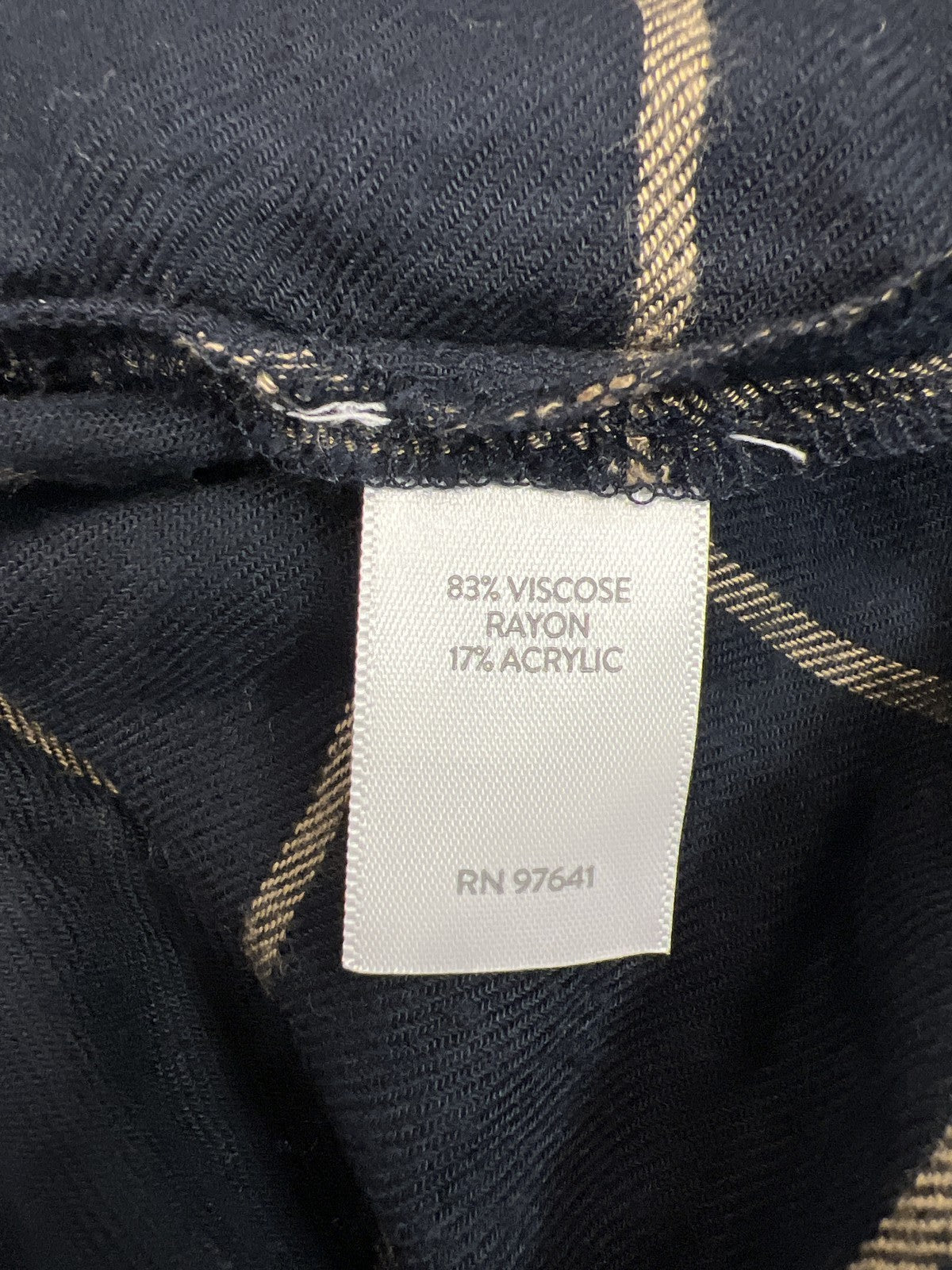 J.Jill Women’s Blue Plaid Long Sleeve Button Up Shirt - L Petite