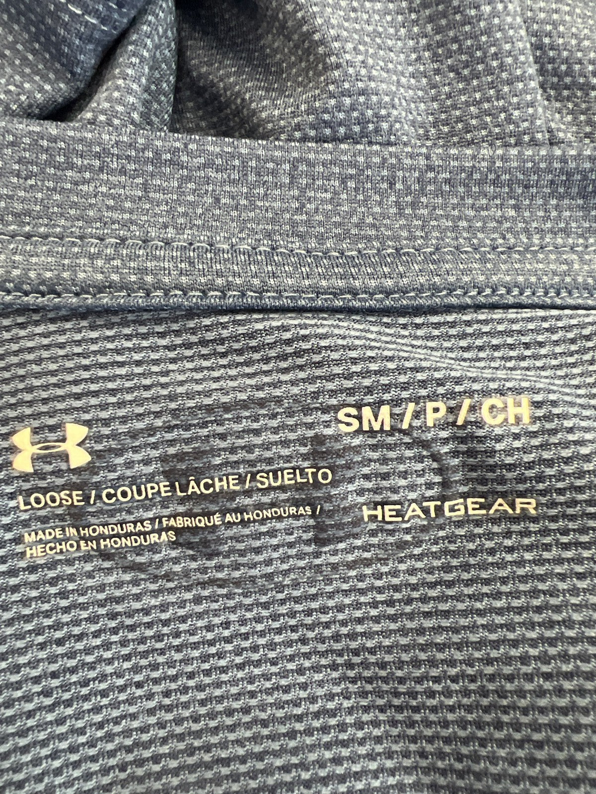 Under Armour Women’s Blue Loose Fit HeatGear V-Neck Athletic Shirt - S