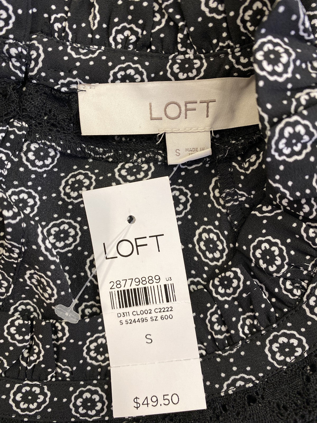 LOFT Women’s Black Pleated Front Ruffle Cap Sleeve Blouse - S