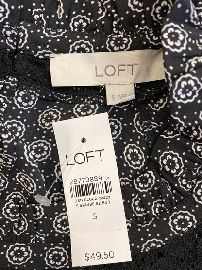 LOFT Women’s Black Pleated Front Ruffle Cap Sleeve Blouse - S