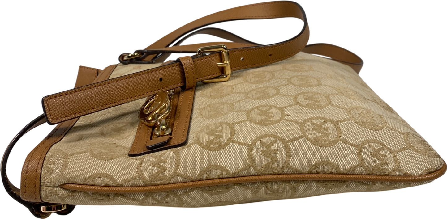 Michael Kors Women’s Beige/Brown Jet Set Signature Zip Close Crossbody Purse