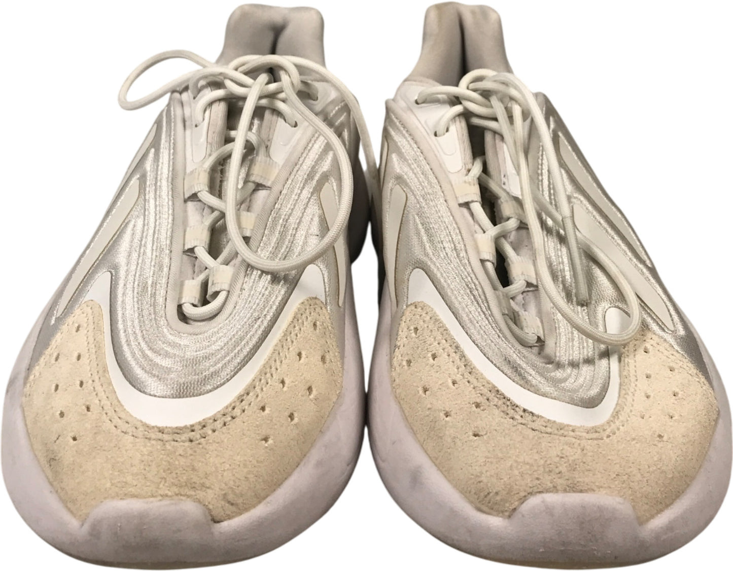 Adidas Women’s White/Ivory Ozelia Lace Up Athletic Shoes - 6