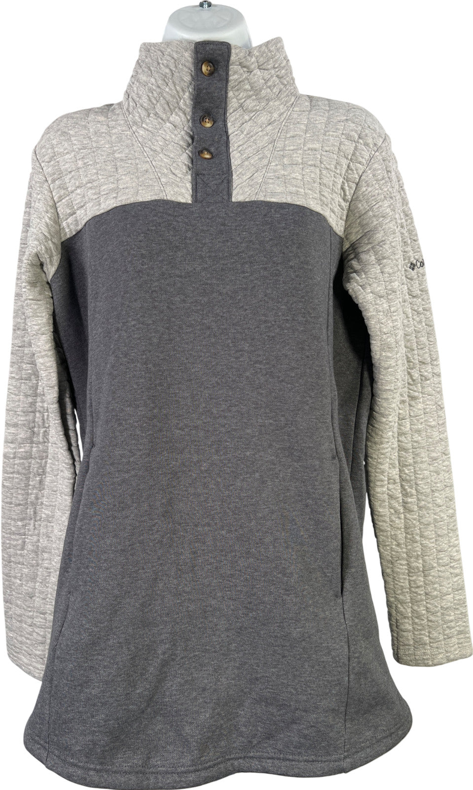 Columbia Women’s Gray Sunday Summit Quilted Arm Pullover Tunic Shirt - M