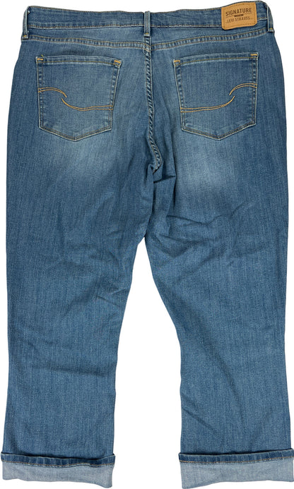Levi’s Women’s Light Wash Mid Rise Capri Denim Jeans - 14/32