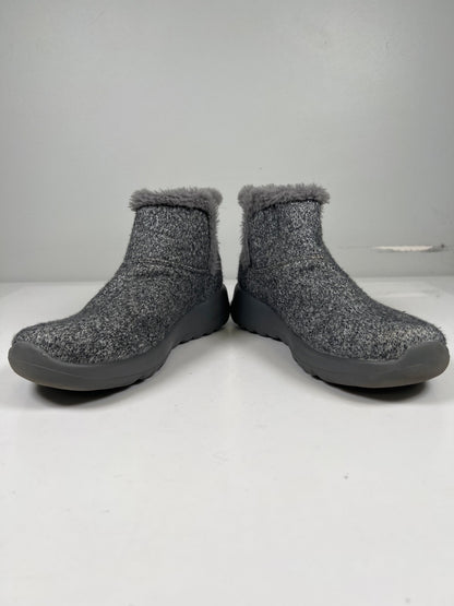 Skechers Women’s Gray On The Go Joy Chukka Ankle Boots - 8