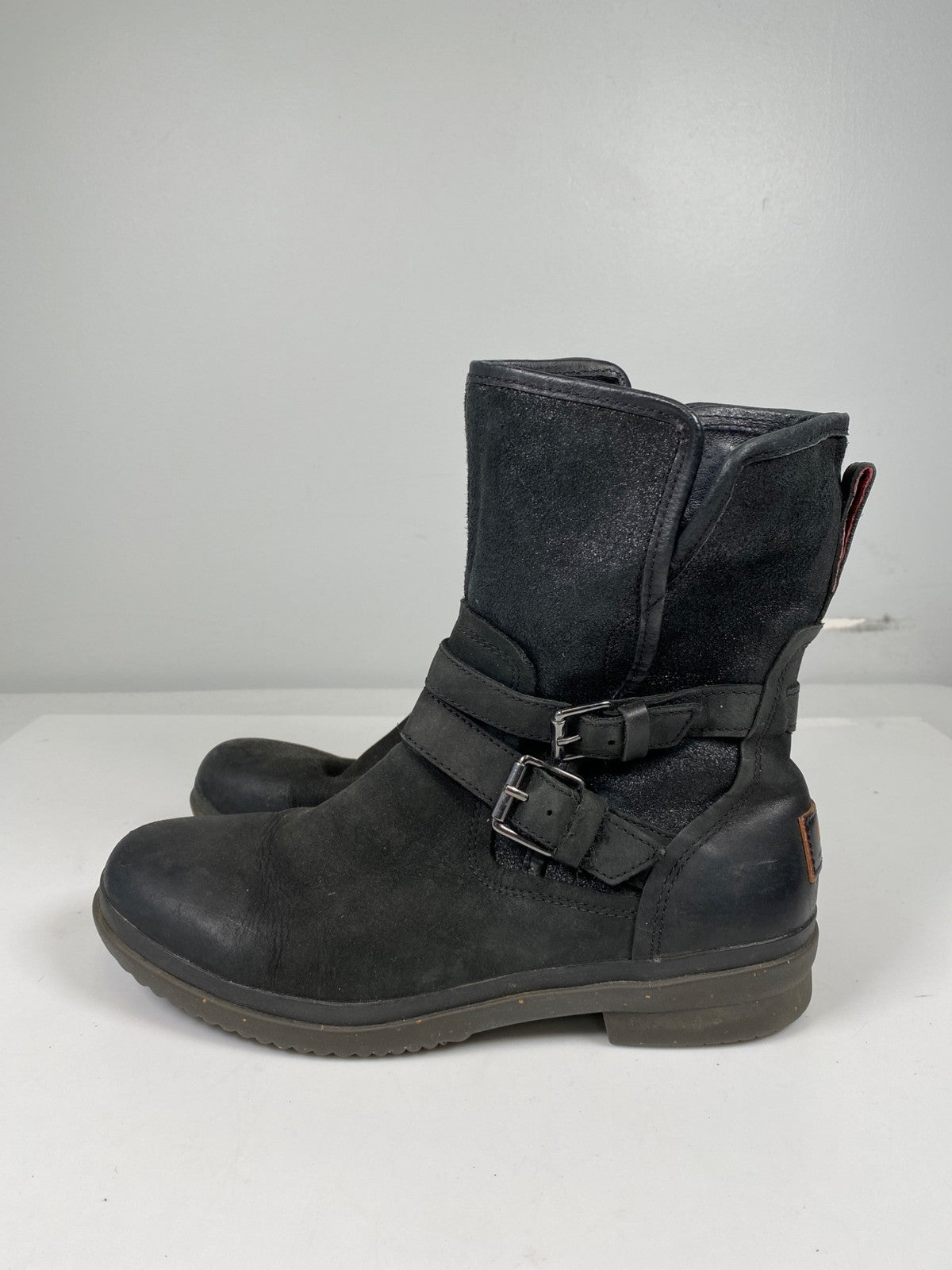 UGG Women’s Black Suede Simmons Shearling Lined Short Mid Calf Boots - 8