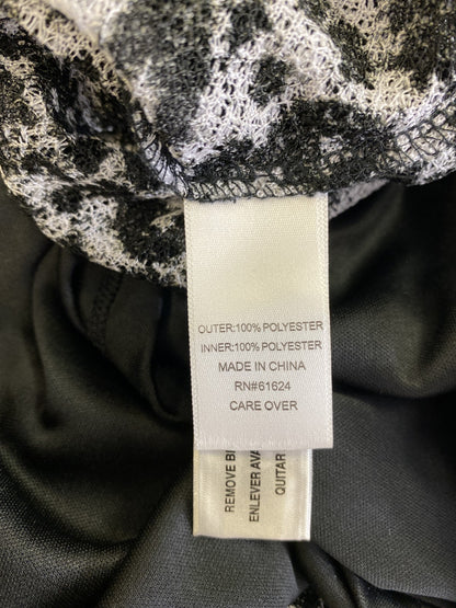 Laura Ashley Women’s Black/White Rhinestone Lined Cap Sleeve Blouse - XL