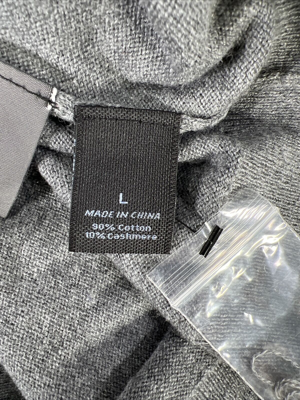 NUEVO Suéter gris de manga larga con cuello en V de Marc Anthony para hombre - L
