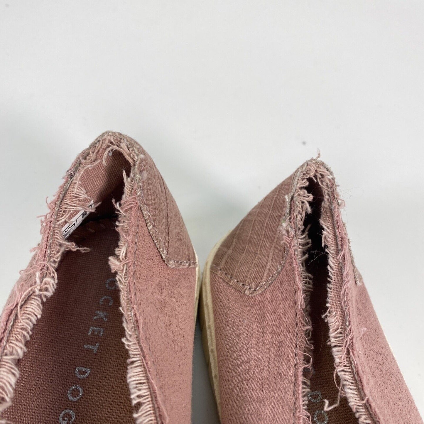 Rocket Dog Women's Pink Fabric Slip On Casual Flats Shoes Sz 6