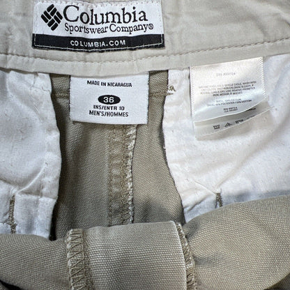 Columbia Men's Beige Cotton Casual Shorts - 36