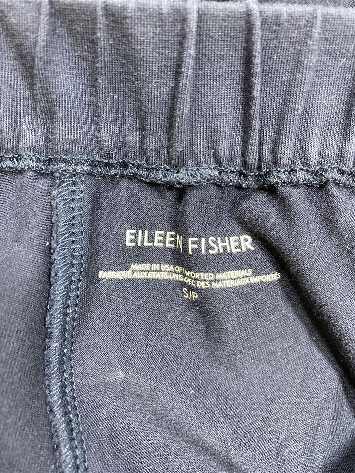 Eileen Fisher Pantalones de salón informales con puños en azul marino para mujer - S Petite