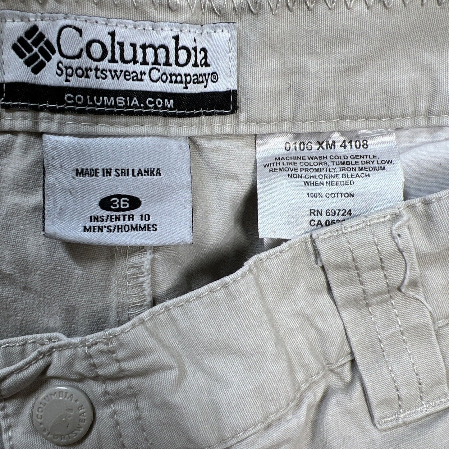 Columbia Men's Beige Cotton Cargo Shorts - 36