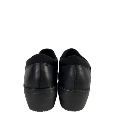 Clarks Women's Black Leather Slip Resistant Clogs - 6.5M