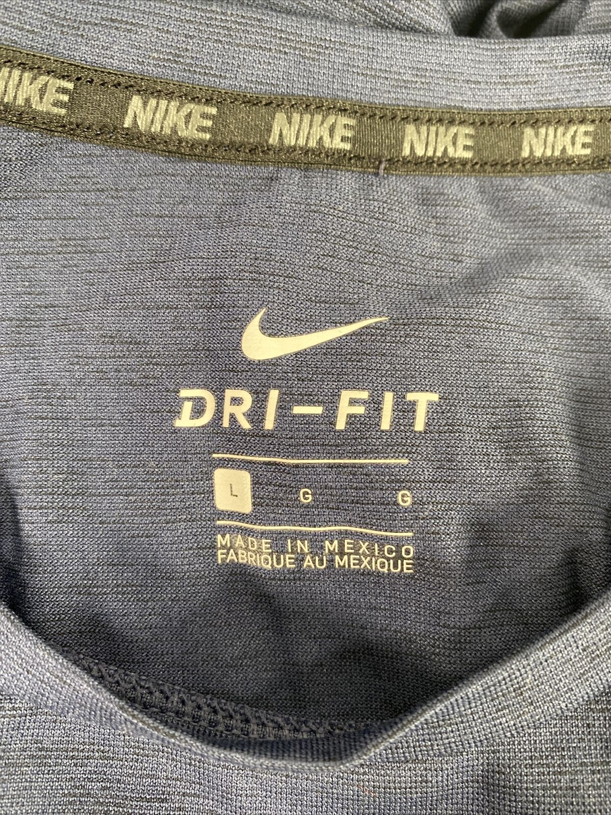Nike Men's Blue Dri-Fit Short Sleeve Athletic T-Shirt - L