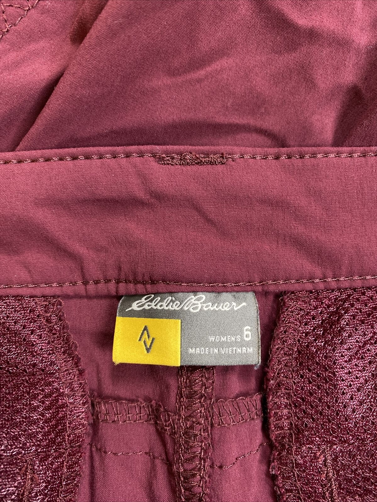 Eddie Bauer Women's Red Burgundy Nylon Ruched Cropped Hiking Pants - 6