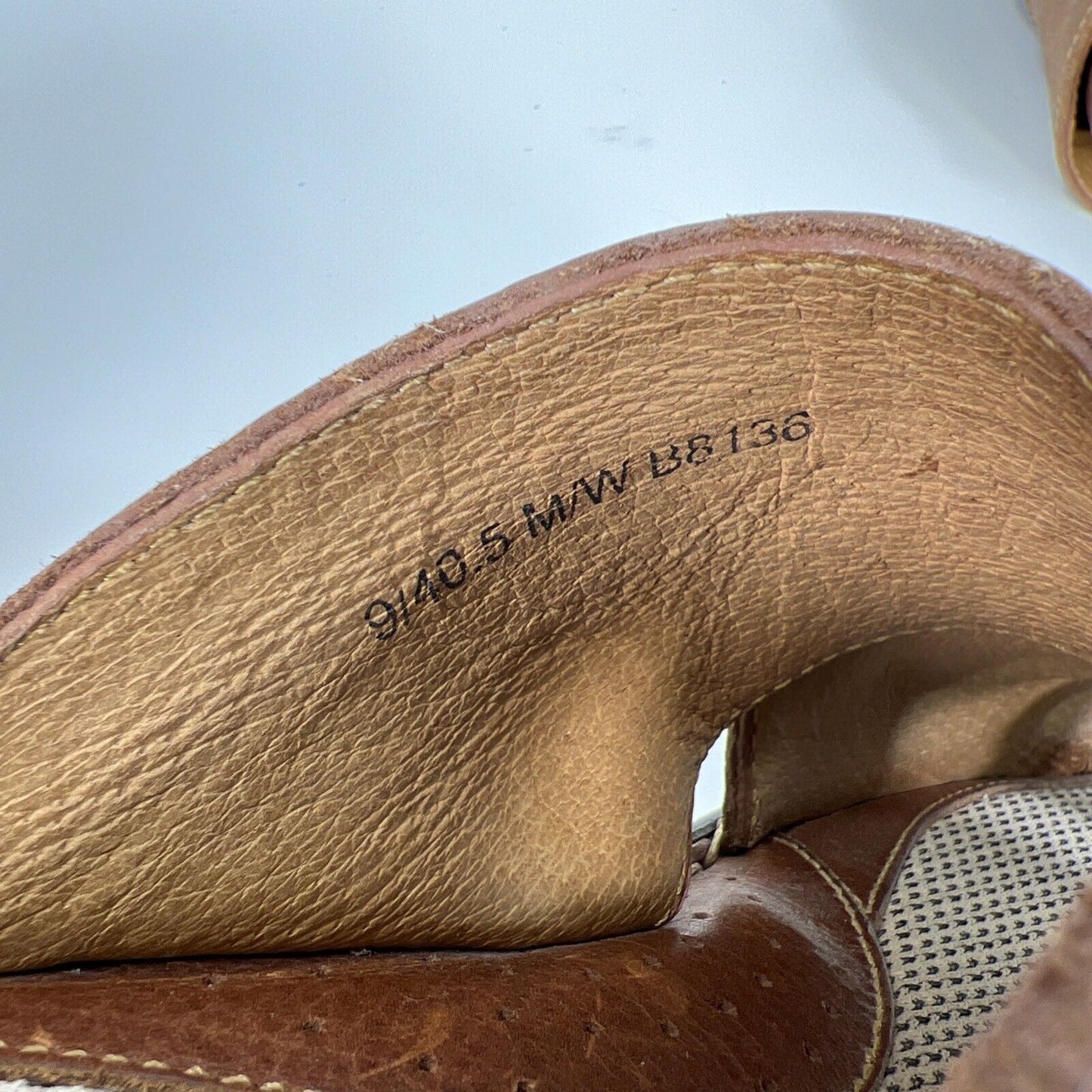 Sandalias de dedo del pie de cuero marrón Born para hombre - 9
