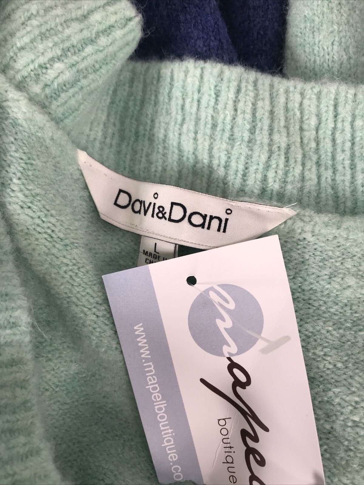 NEW Davi & Dani Women's Blue Ombre Button Up Cardigan Sweater Sz L
