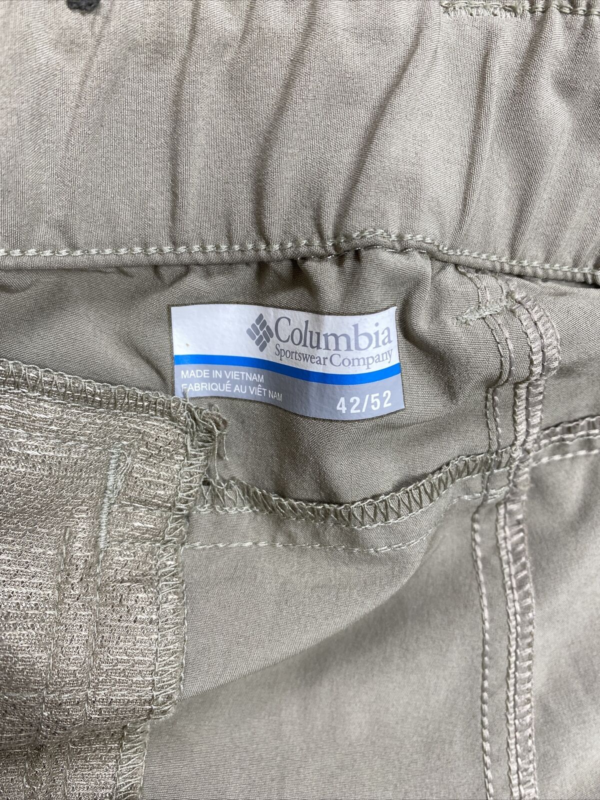 Columbia Pantalones cortos cargo Beige Silver Ridge para hombre - 42/52