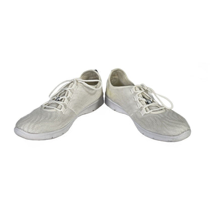 Clarks Cloudsteppers Zapatillas deportivas con cordones para mujer, color blanco, 8