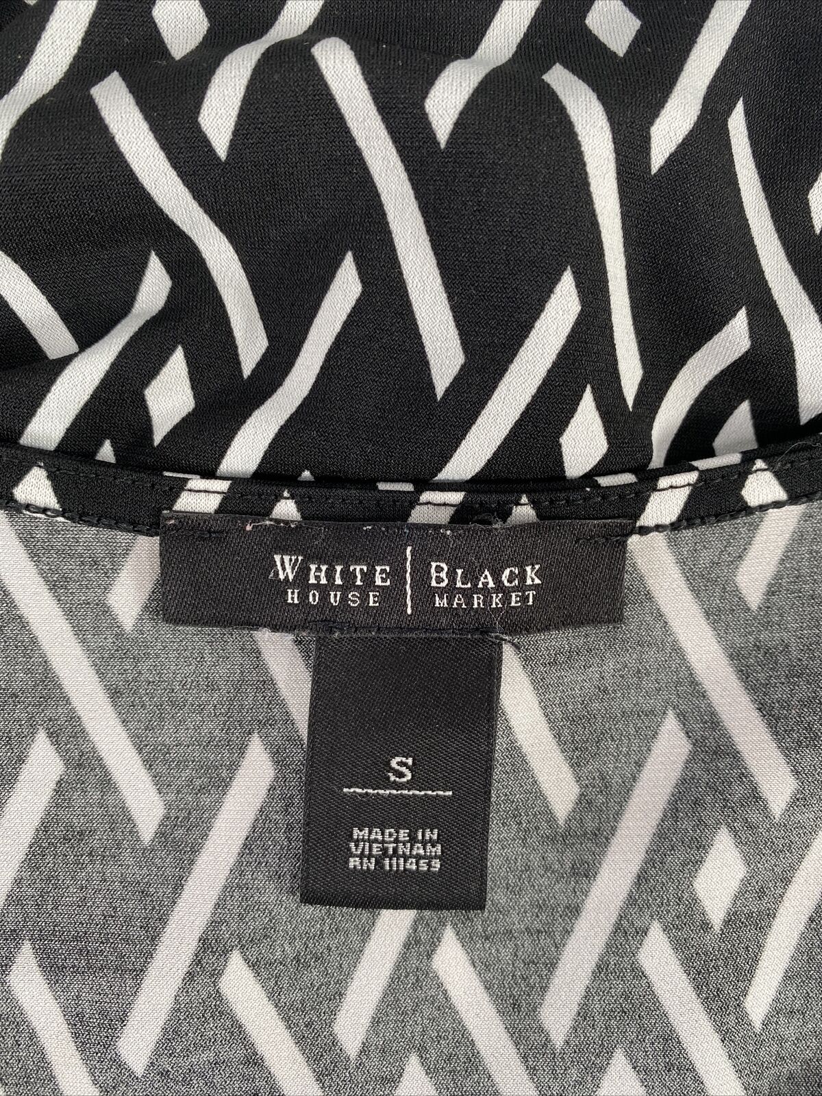 White House Black Market Blusa sin mangas con capas en negro/blanco para mujer - S