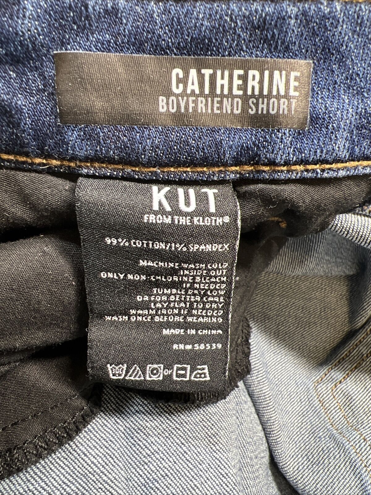 Kut from the Kloth Women's Dark Wash Stretch Jean Shorts - Plus 20W