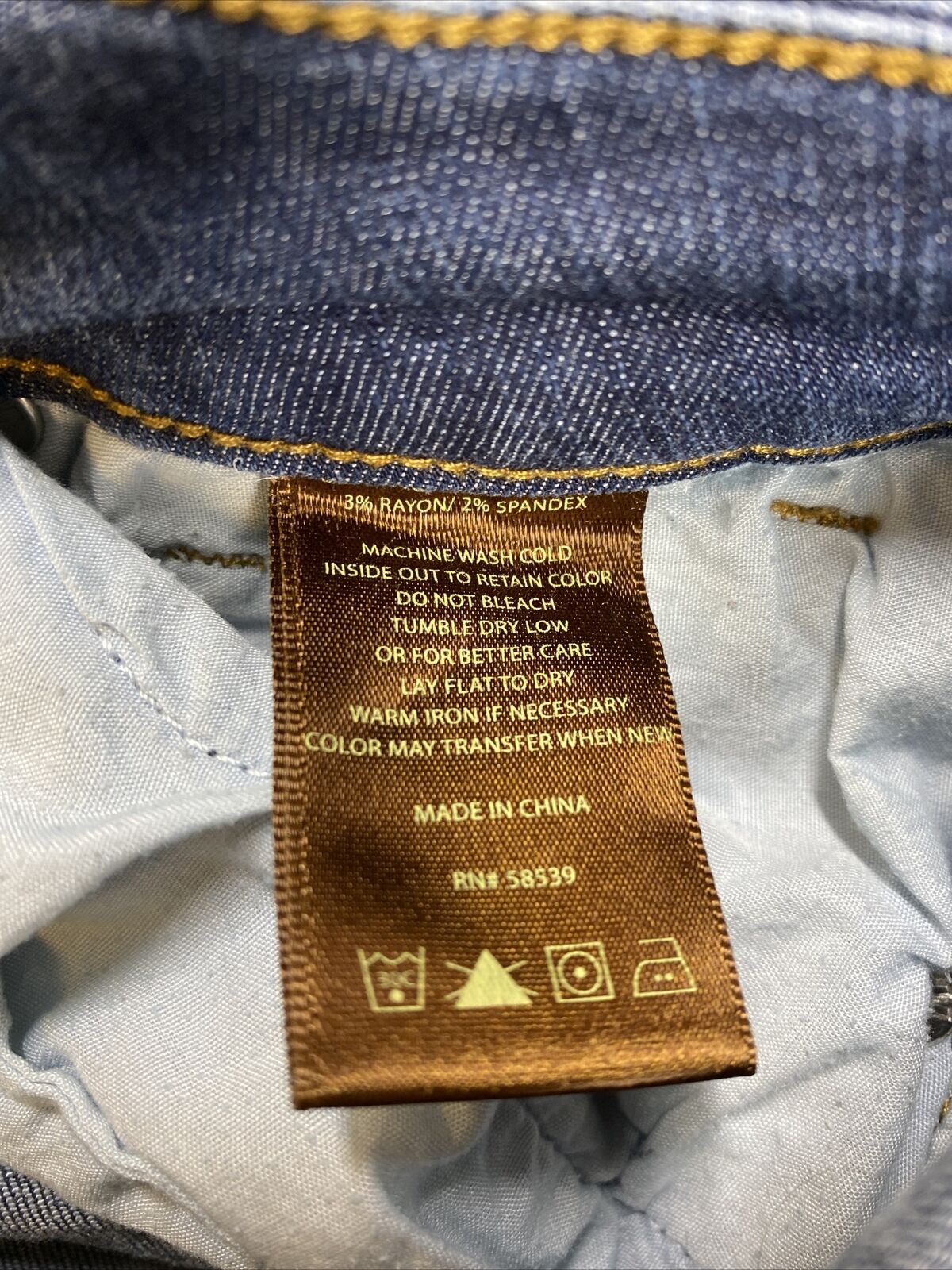 Kut From The Kloth Women's Medium Wash Straight Fit Denim Jeans - 6