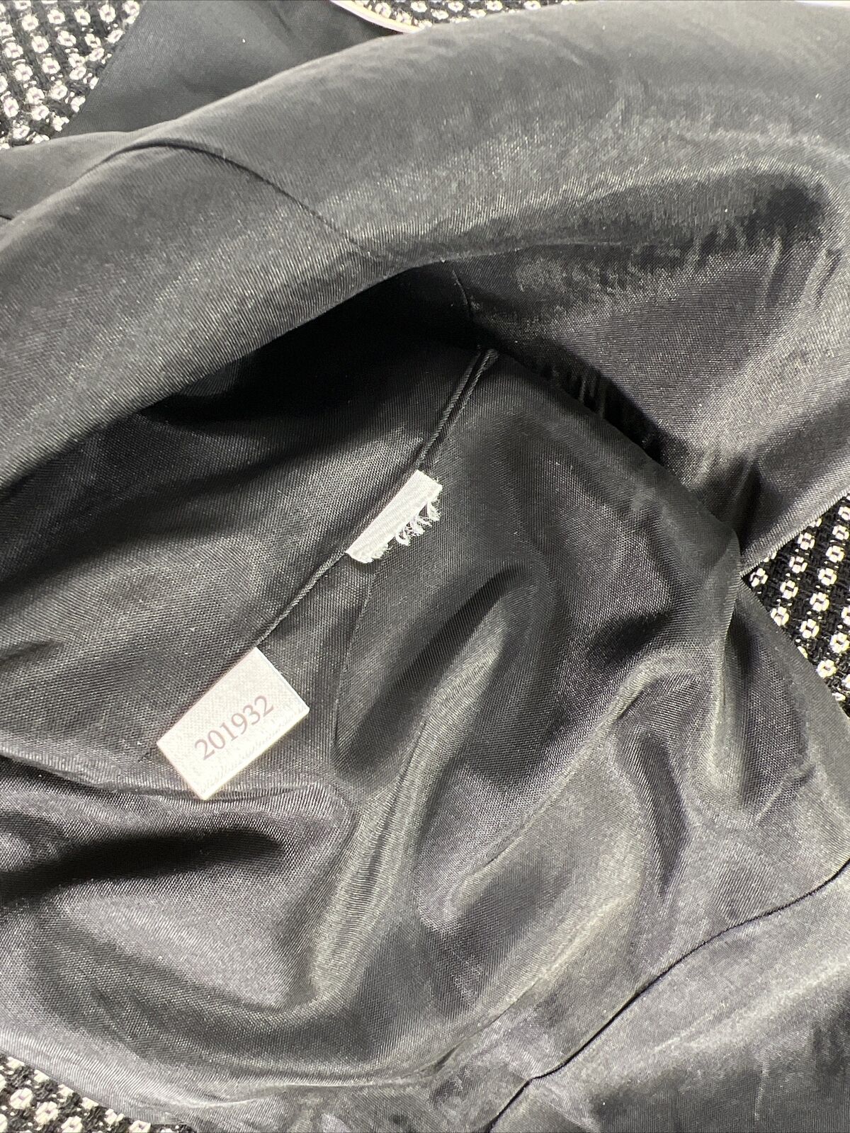 Ann Taylor Women's Black 3-Button Lined Dress Jacket - 4