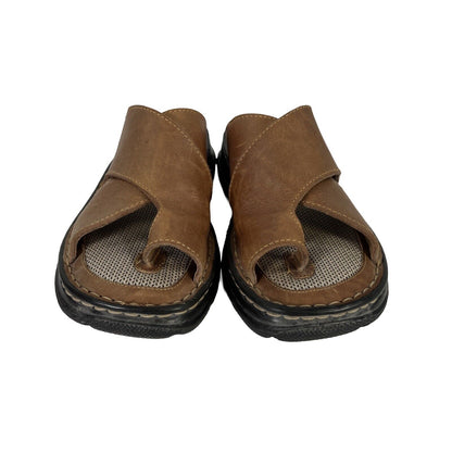 Born Men's Brown Leather Thong Toe Sandals - 9