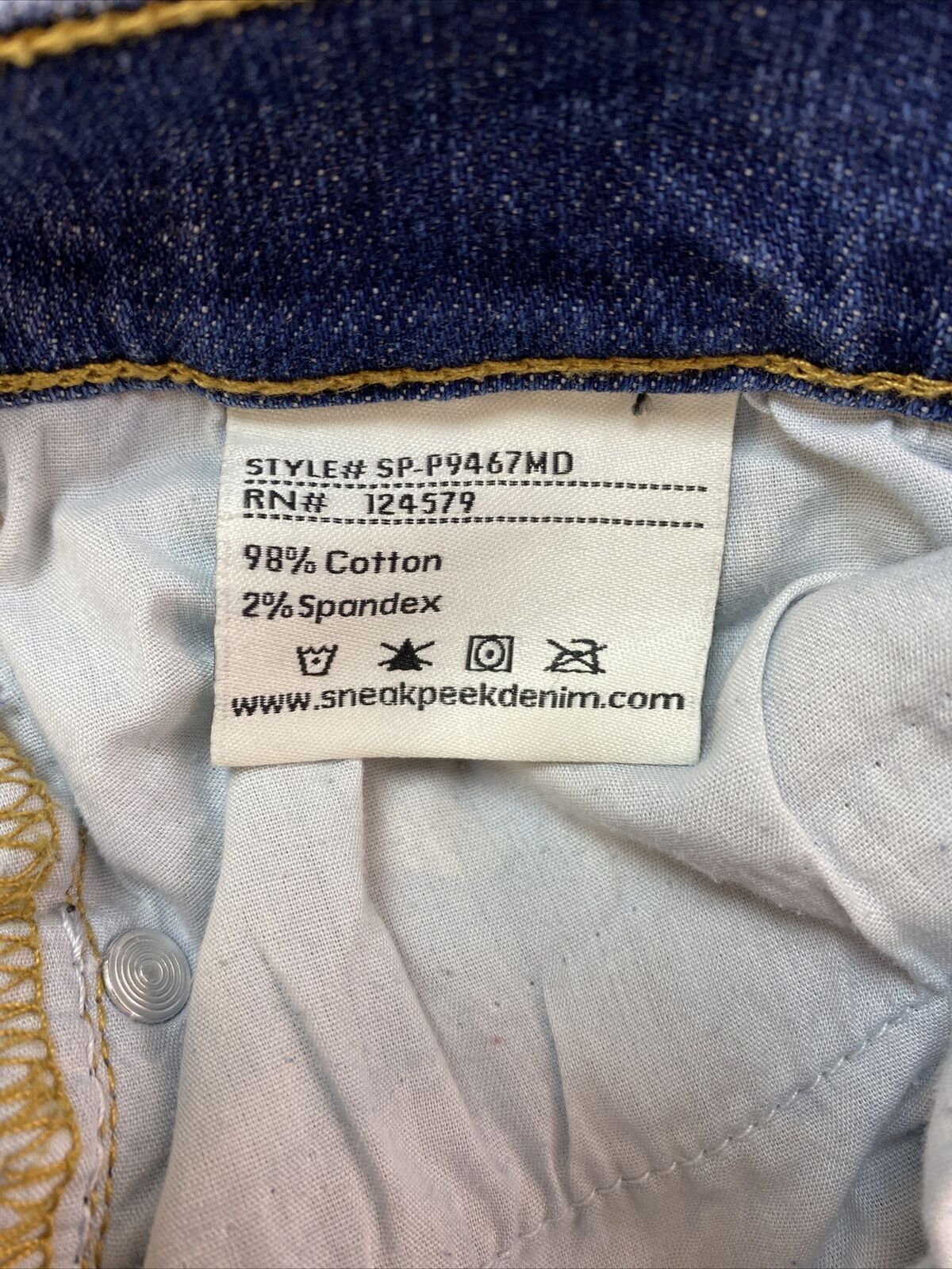 Sneak Peak Women's Medium Wash Distressed Mid Rise Skinny Jeans Sz 3