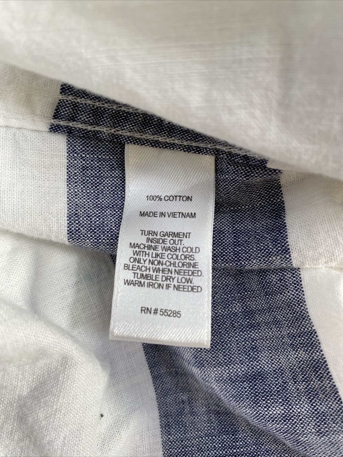 Express Men's Blue/White Soft Wash Short Sleeve Button Up Casual Shirt -M