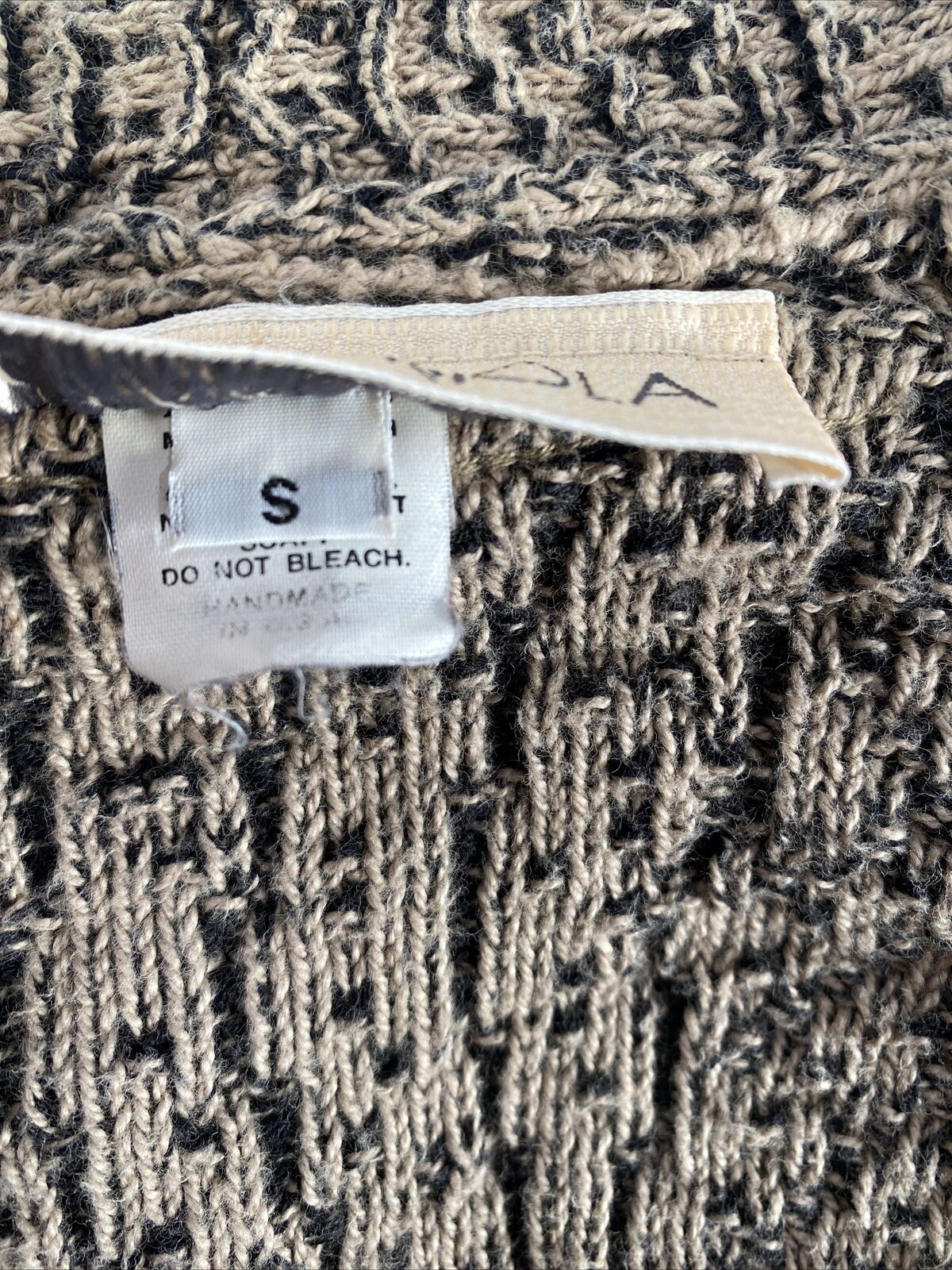 Chris Triola Women's Black/Beige Cotton Long Sleeve Cardigan Sweater - S